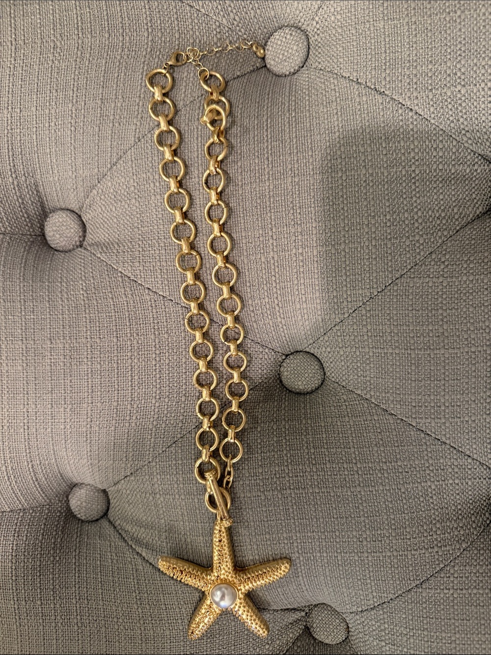 Gold Starfish Pendant Necklace - Unbranded